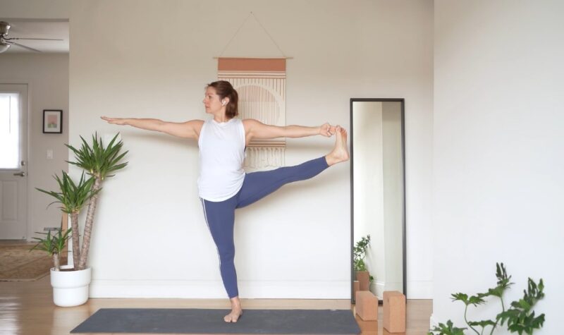 Utthita Hasta Padangusthasana guide